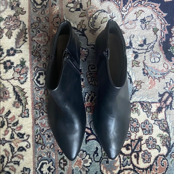 Clarks Linvale Sea Ankle boot Black Leather Kitten Heel size 8 - Picture 4 of 12